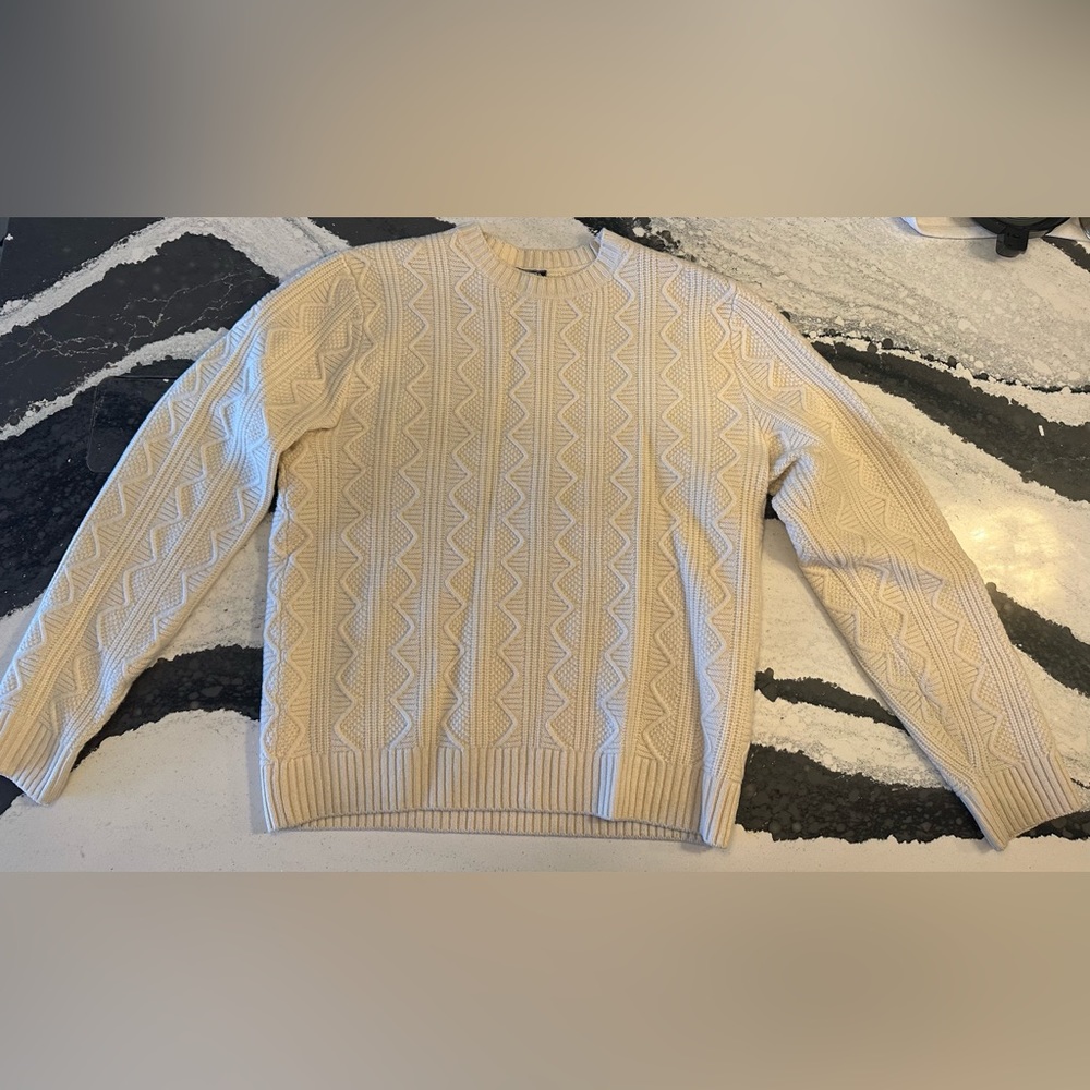 LAMBSWOOL CABLE CREW IN ANTIQUE WHITE